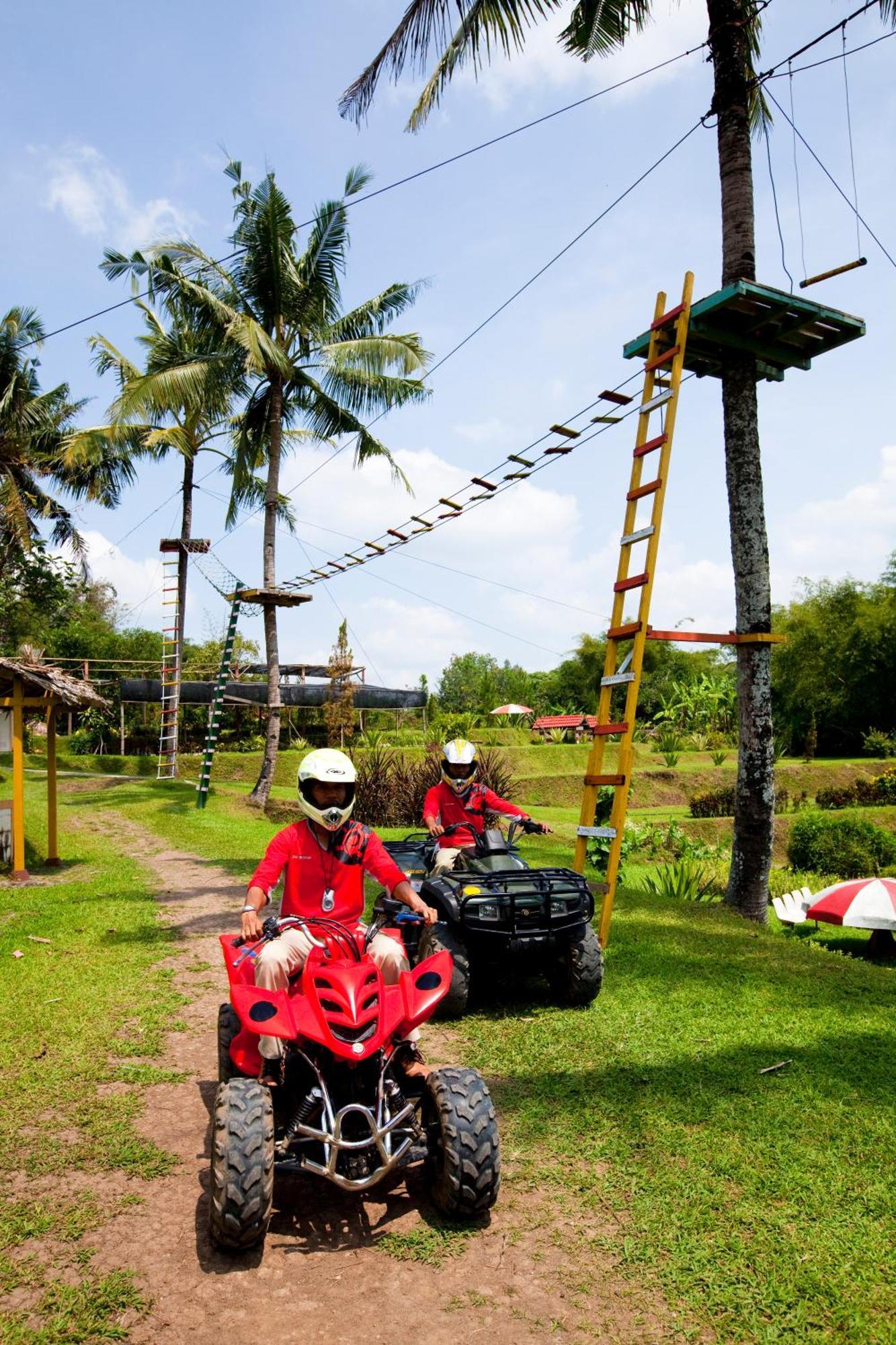 Puri Asri Hotel&Resort Magelang Exterior foto